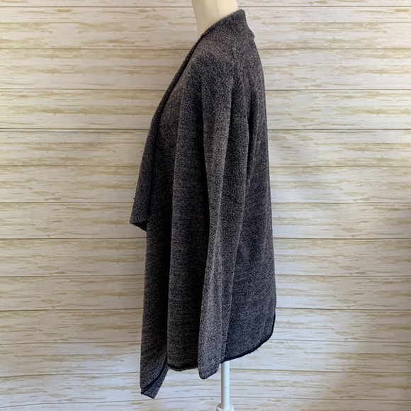 Barefoot Dreams Bamboo Chic Light Cardigan - Picture 5 of 9